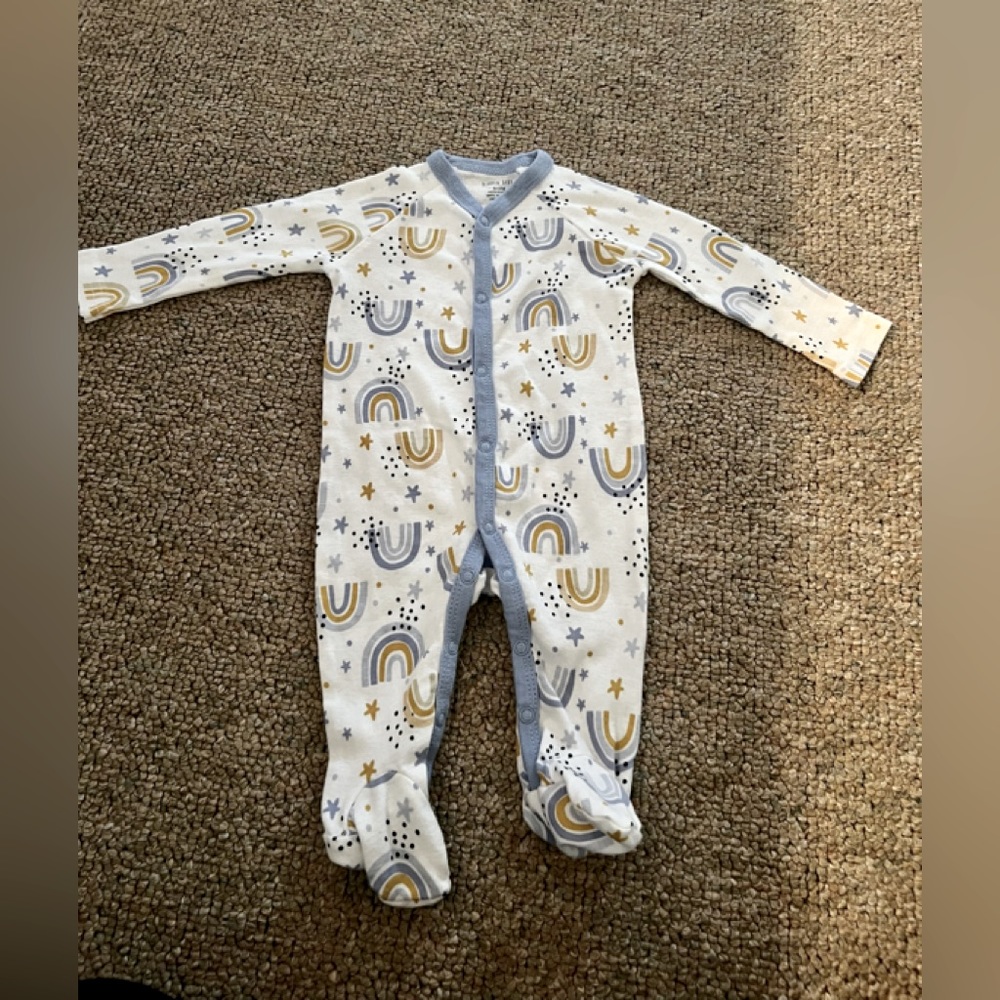 Bloomin’ Baby Rainbow Sleep and Play